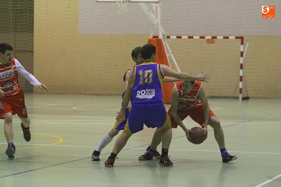 Foto 5 - El Guijuelo DOP inicia el playoff con derrota ante el Santa Marta Doze (56-69)