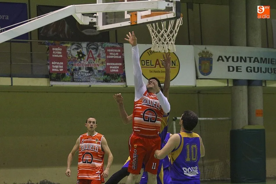 Foto 3 - El Guijuelo DOP inicia el playoff con derrota ante el Santa Marta Doze (56-69)