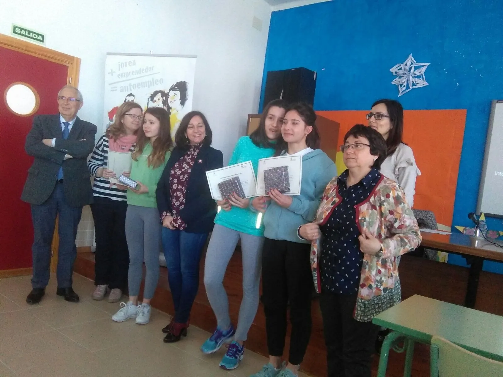 Foto 4 - El IES Pe&ntilde;aranda acoge la entrega de premios del programa Motivar para Emprender de la Diputaci&oacute;n