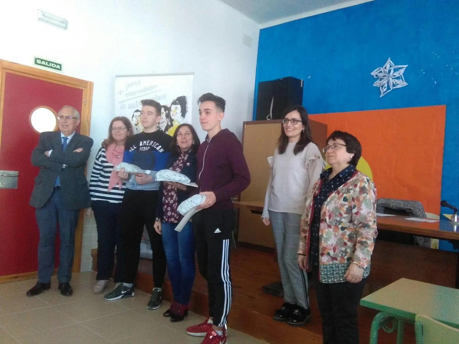 Foto 2 - El IES Pe&ntilde;aranda acoge la entrega de premios del programa Motivar para Emprender de la Diputaci&oacute;n
