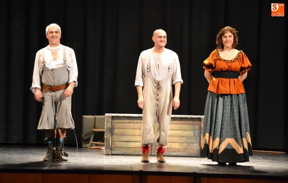 Foto 11 - Alumnos de los institutos festejan el D&iacute;a Mundial del Teatro con &lsquo;Sancho en Barataria&rsquo;  