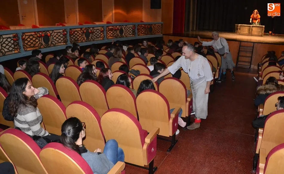 Foto 9 - Alumnos de los institutos festejan el D&iacute;a Mundial del Teatro con &lsquo;Sancho en Barataria&rsquo;  
