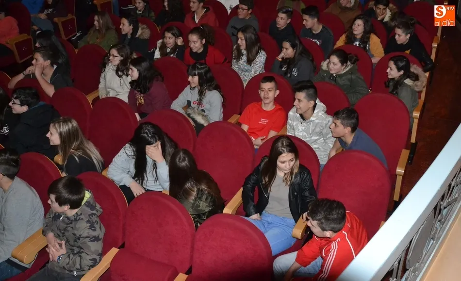 Foto 7 - Alumnos de los institutos festejan el D&iacute;a Mundial del Teatro con &lsquo;Sancho en Barataria&rsquo;  