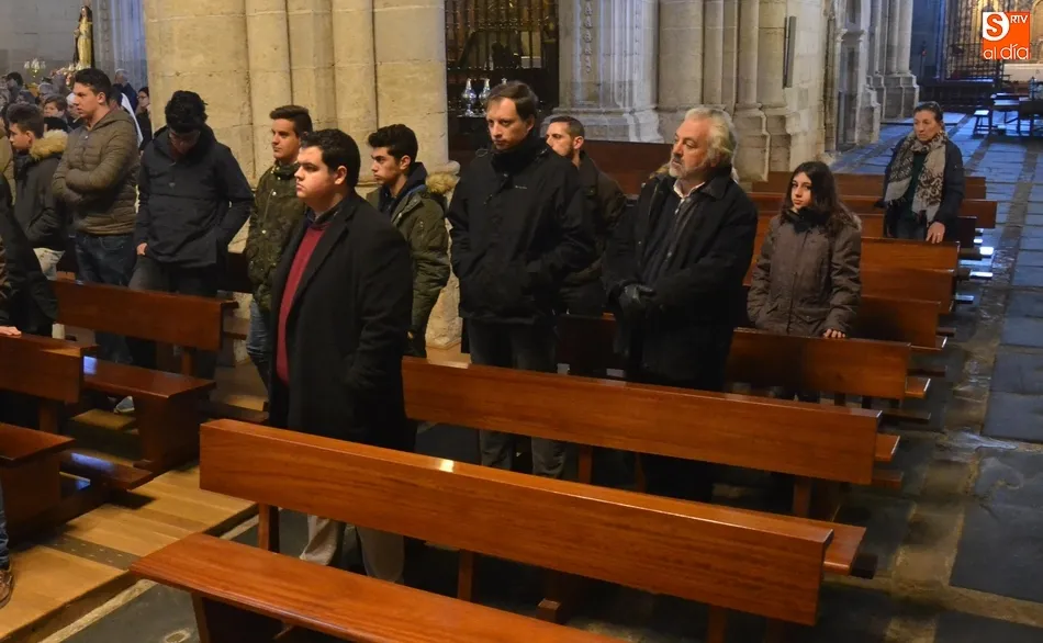 Foto 10 - El Obispo consagra el Santo Crisma  