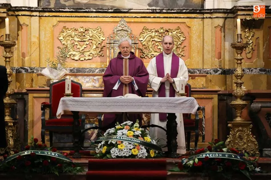Foto 5 - Emotivo funeral en memoria de Gaspar Giner-Abati Bache  