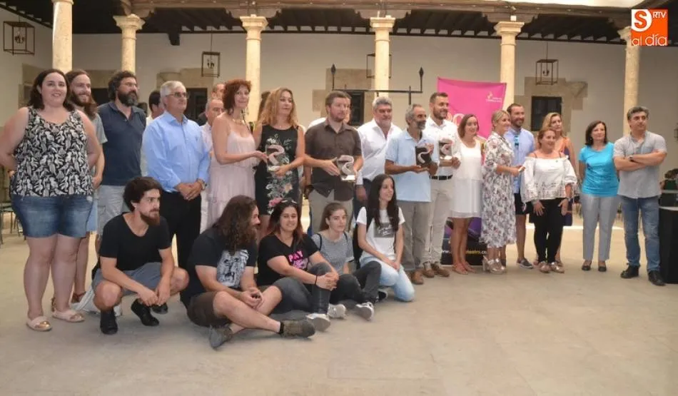Foto de familia de los premiados del año pasado
