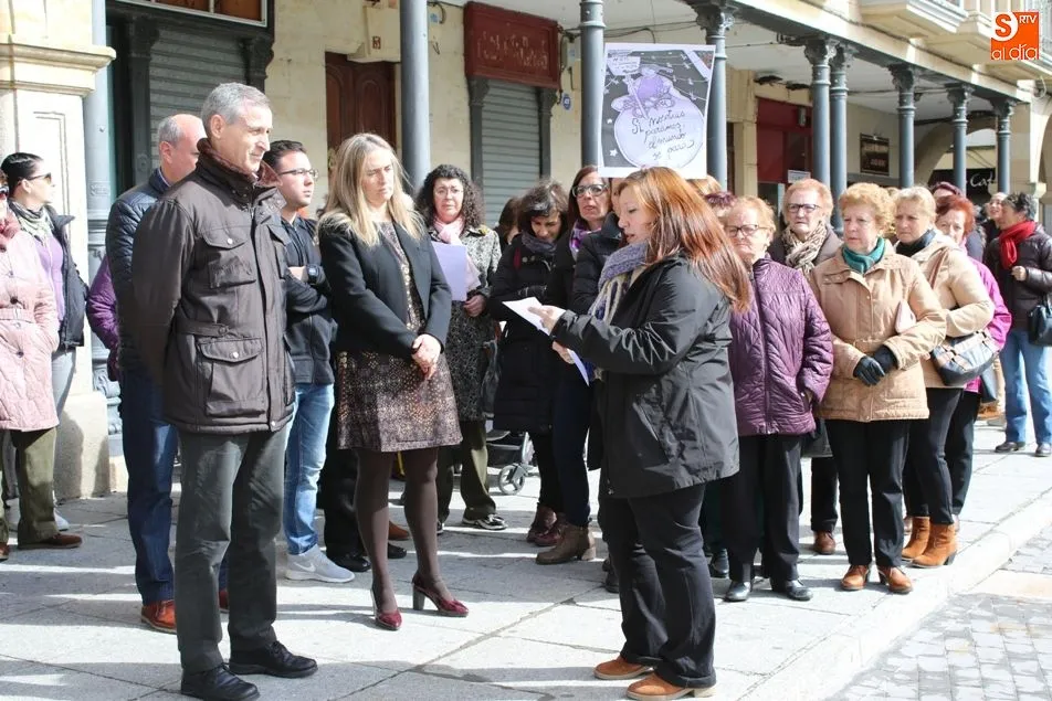 El alcalde Jesús Blázquez y las ediles María Dolores Sánchez y Elena García en la celebración del Día de la Mujer Trabajadora