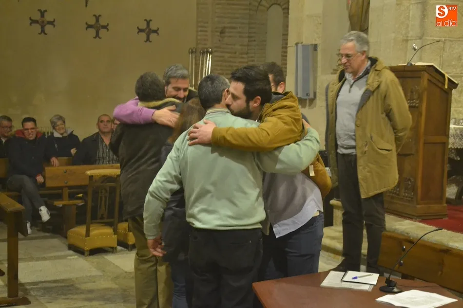 Foto 3 - Luis Alberto Garc&iacute;a, elegido nuevo presidente de la Cofrad&iacute;a del Silencio tras un concurrido...