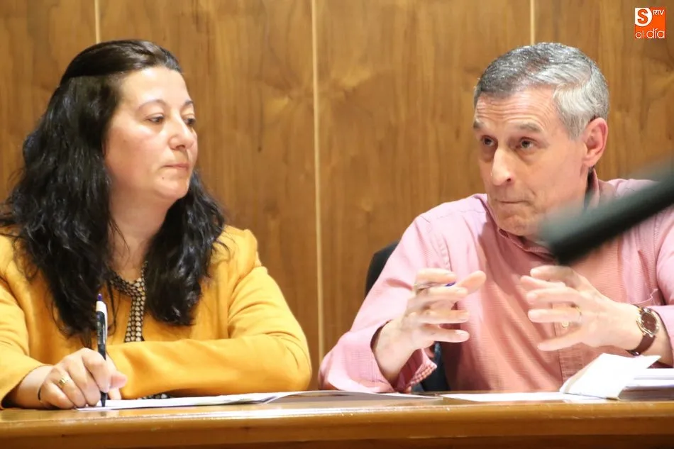 La concejal de Turismo, Sonia Sánchez y el alcalde Jesús Blázquez