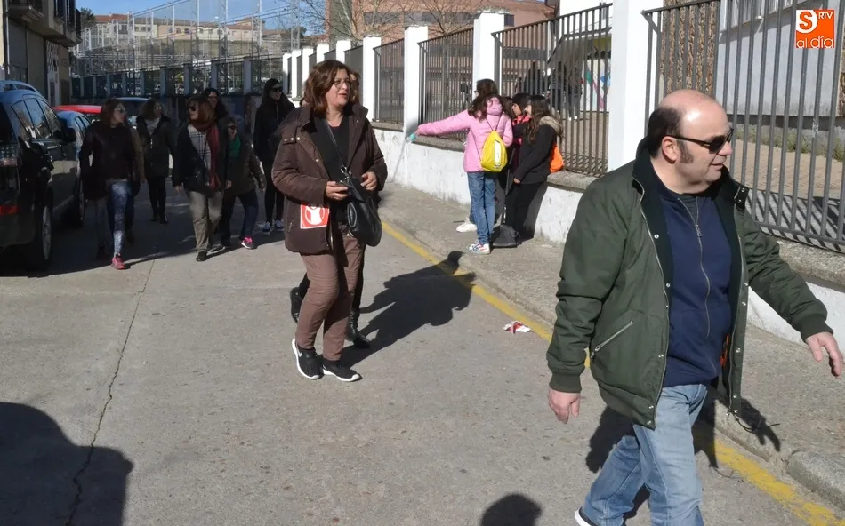 Foto 4 - El IES Tierra despide el trimestre corriendo a favor de Save the Children  