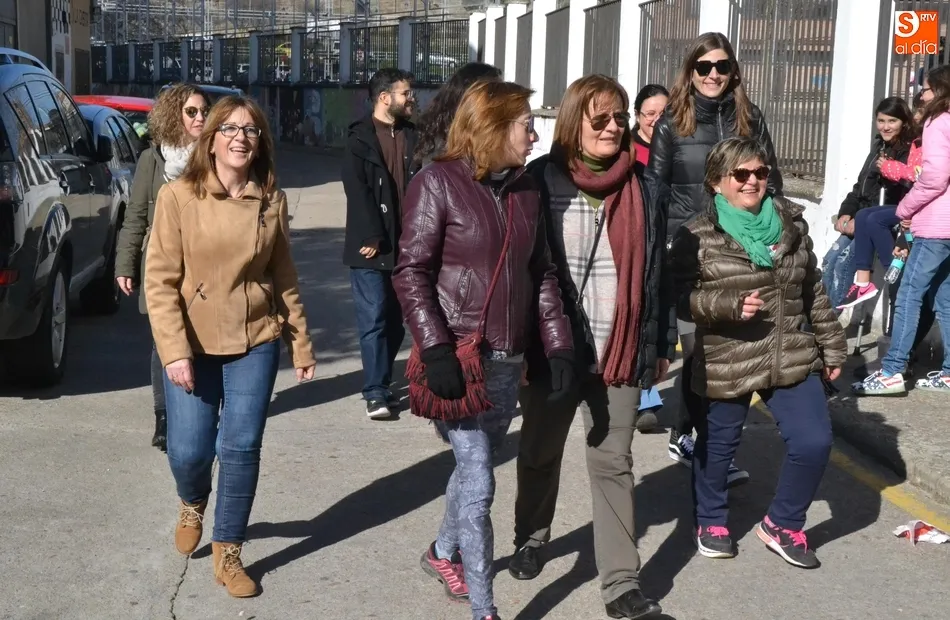 Foto 3 - El IES Tierra despide el trimestre corriendo a favor de Save the Children  
