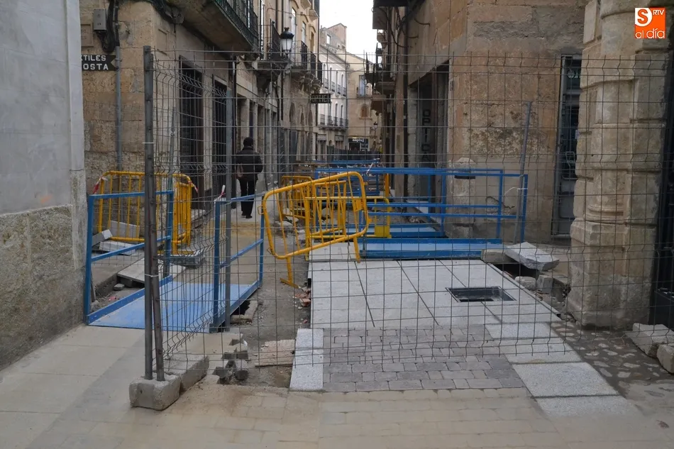 Foto 2 - Abierta al tr&aacute;nsito en todas las direcciones la confluencia de v&iacute;as de la calle Madrid  