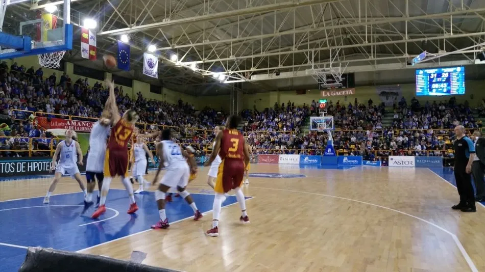 Foto 4 - W&uuml;rzburg no fue suficiente para culminar la remontada ante el Galatasaray (57-55)  