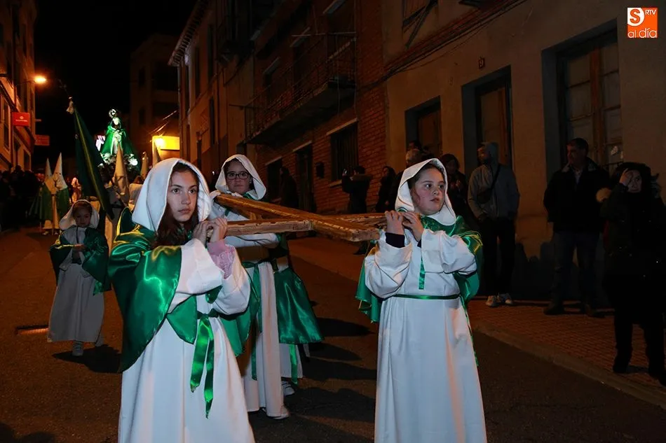 Foto 6 - La cofrad&iacute;a de la Cruz y del Amor cumple 30 a&ntilde;os de existencia y apoyo a la Semana Santa albense