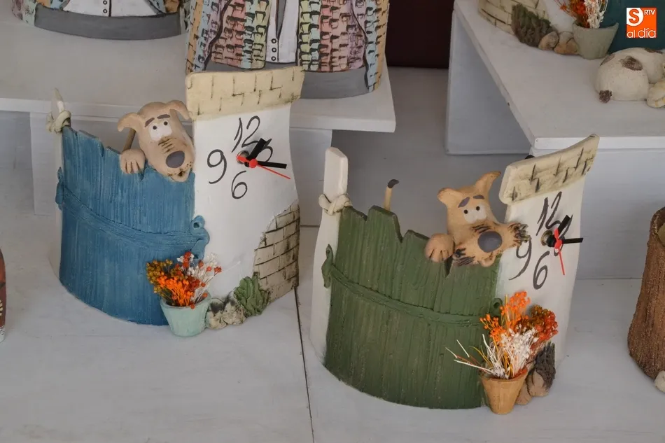 Foto 10 - Primeras compras en la XXXVI Feria de Cer&aacute;mica, que re&uacute;ne a artesanos de 7 Comunidades  
