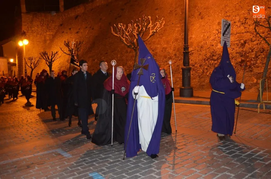 Foto 11 - El aguacero interrumpe y desluce la procesi&oacute;n de Nuestra Se&ntilde;ora de las Angustias  