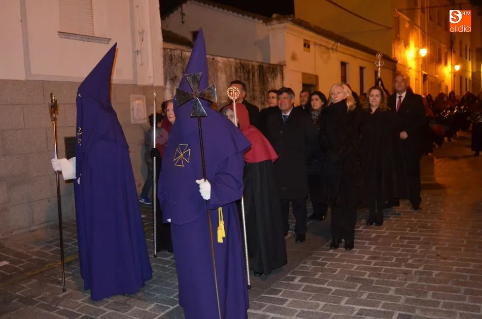 Foto 8 - El aguacero interrumpe y desluce la procesi&oacute;n de Nuestra Se&ntilde;ora de las Angustias  
