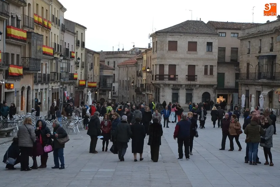Foto 7 - Buen ambiente en las calles mirobrigenses pese a tener una temperatura 10 grados inferior  