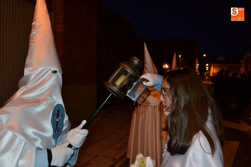 Foto 5 - Solemne luto en el amanecer del Viernes Santo y su V&iacute;a Crucis