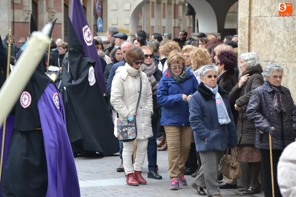 Foto 3 - El Nazareno desarrolla sin incidencias un Encuentro ligeramente recortado por el temor a la lluvia  