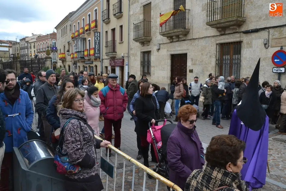 Foto 10 - El Nazareno desarrolla sin incidencias un Encuentro ligeramente recortado por el temor a la lluvia  