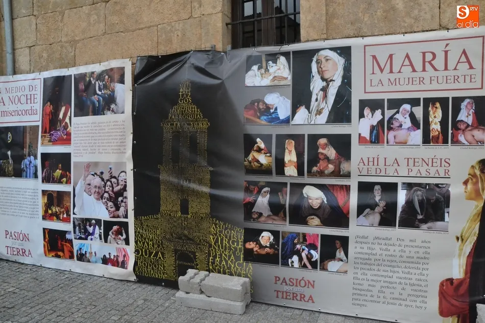 Foto 9 - La &lsquo;Pasi&oacute;n por una Tierra&rsquo;, reflejada en 18 lonas conmemorativas de los 25 a&ntilde;os de La Pasi&oacute;n ...