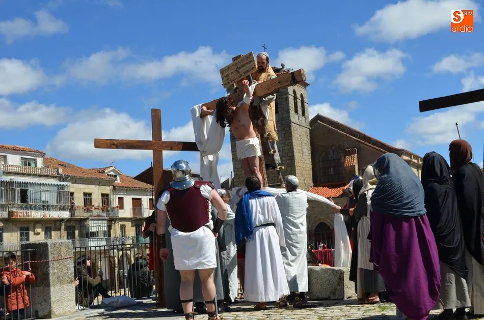 Foto 6 - La Sentencia ti&ntilde;e de Pasi&oacute;n la ma&ntilde;ana de Viernes Santo  
