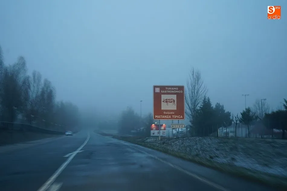 Foto 4 - Una ligera nevada obliga a suspender la procesi&oacute;n de las Siete Palabras