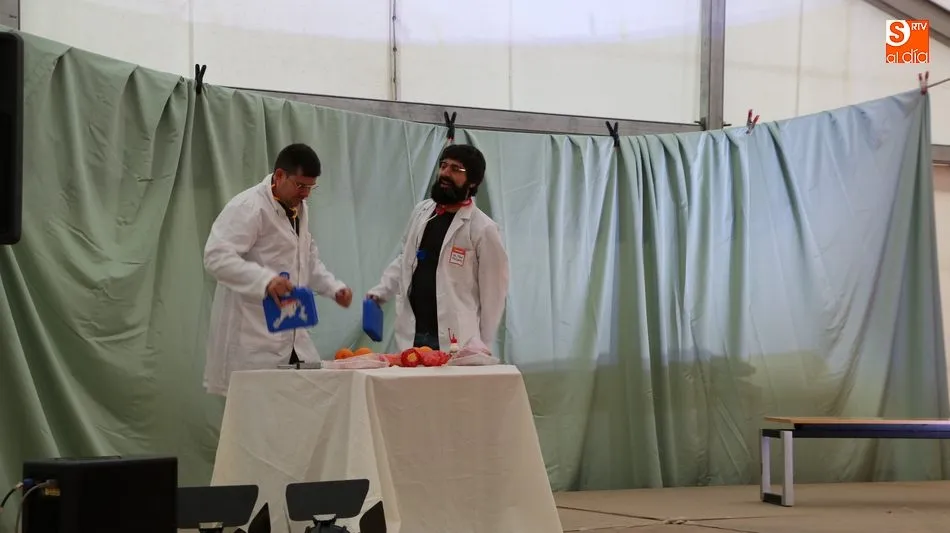 Foto 2 - La XIII Feria Agroalimentaria de Vitigudino acapara la atenci&oacute;n de numeroso p&uacute;blico  