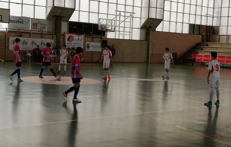 Foto 3 - El III Infantil se mete en los cuartos del Torneo Nacional de Laguna de Duero  