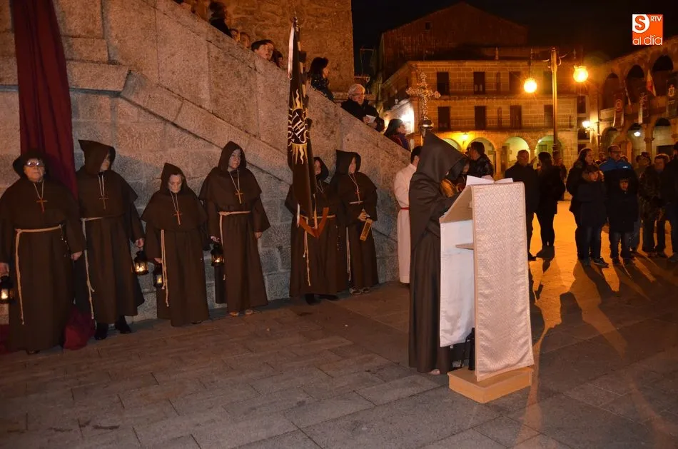 Foto 6 - La procesi&oacute;n de Mar&iacute;a Magdalena anuncia la buena nueva  