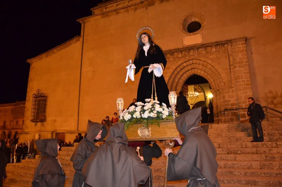 Foto 4 - La procesi&oacute;n de Mar&iacute;a Magdalena anuncia la buena nueva  