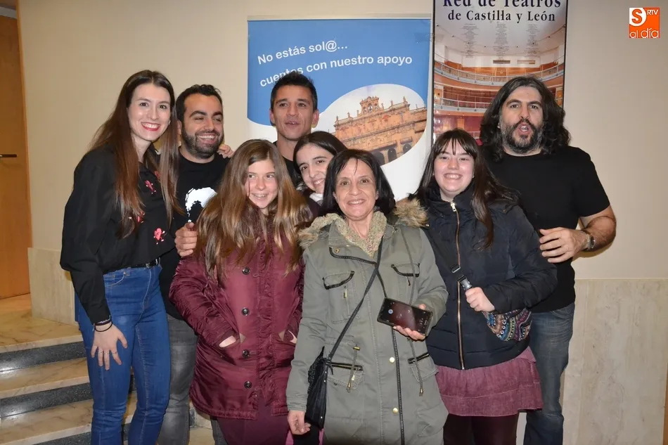 Foto 9 - Lleno un a&ntilde;o m&aacute;s en el Teatro para dos horas de carcajadas non-stop en pleno S&aacute;bado Santo  