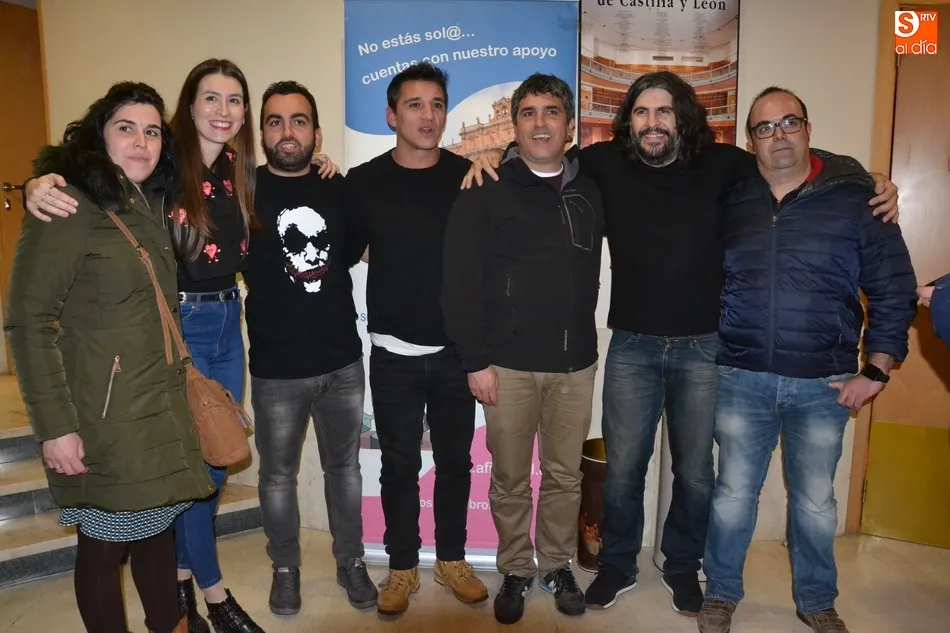 Foto 6 - Lleno un a&ntilde;o m&aacute;s en el Teatro para dos horas de carcajadas non-stop en pleno S&aacute;bado Santo  