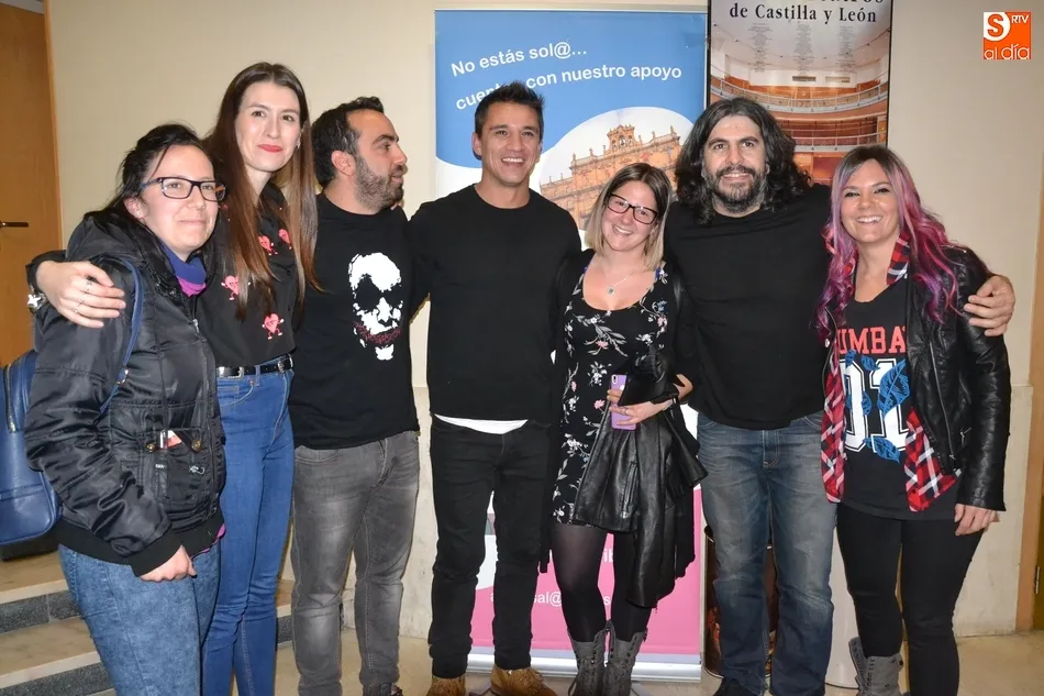 Foto 5 - Lleno un a&ntilde;o m&aacute;s en el Teatro para dos horas de carcajadas non-stop en pleno S&aacute;bado Santo  