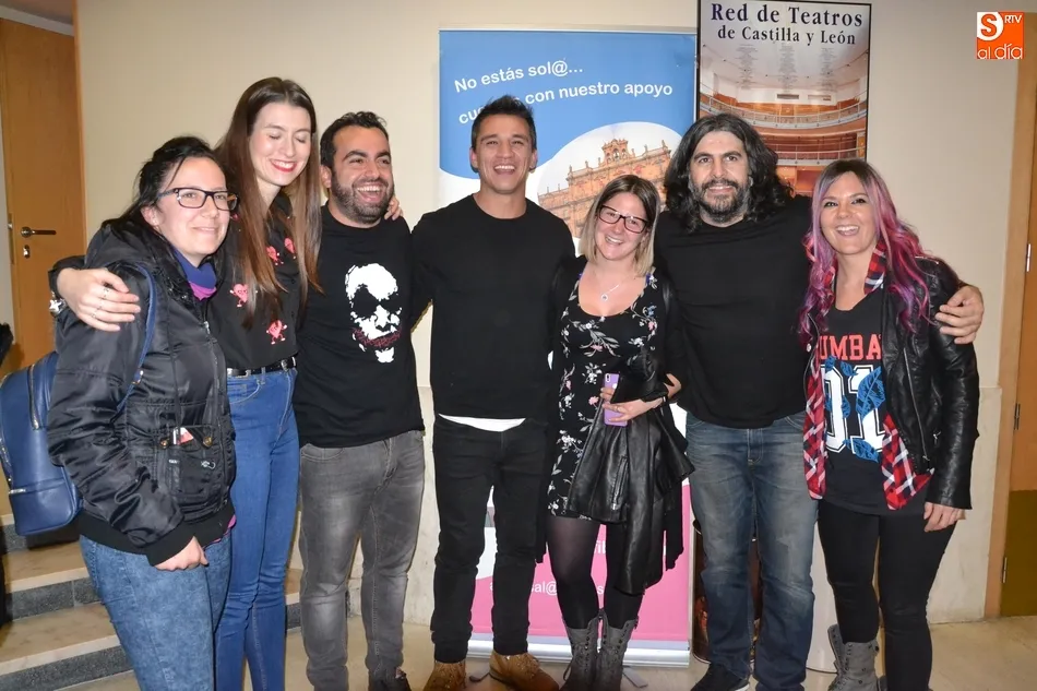 Foto 3 - Lleno un a&ntilde;o m&aacute;s en el Teatro para dos horas de carcajadas non-stop en pleno S&aacute;bado Santo  