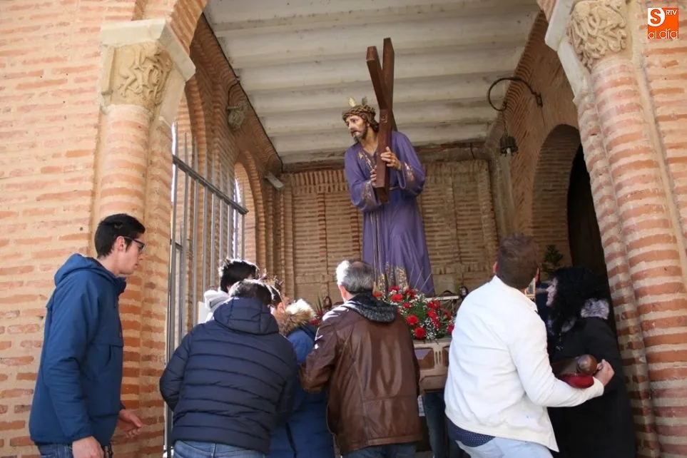 Foto 11 - La nueva cofrad&iacute;a del Jes&uacute;s Nazareno del convento de Santa Isabel pide su sitio en la Semana...