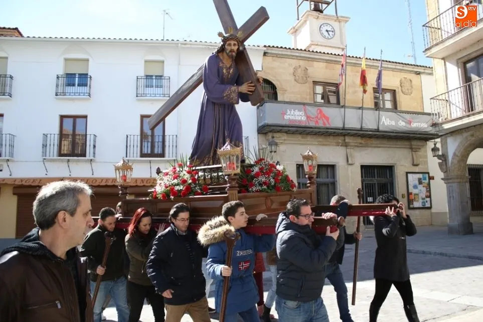Foto 5 - La nueva cofrad&iacute;a del Jes&uacute;s Nazareno del convento de Santa Isabel pide su sitio en la Semana...