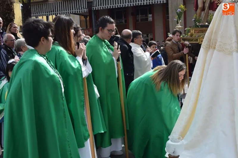 Foto 10 - El encuentro del Resucitado con Mar&iacute;a cierra la Semana Santa albense