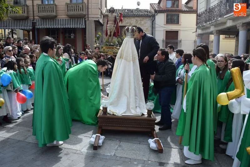 Foto 8 - El encuentro del Resucitado con Mar&iacute;a cierra la Semana Santa albense