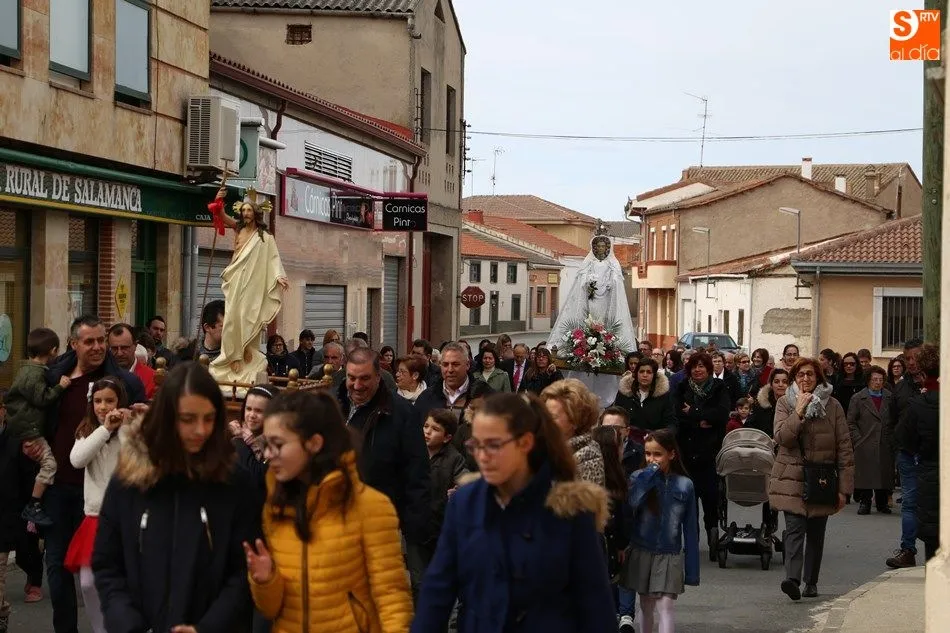 Foto 2 - La Semana Santa llega a su fin con la procesi&oacute;n del Encuentro