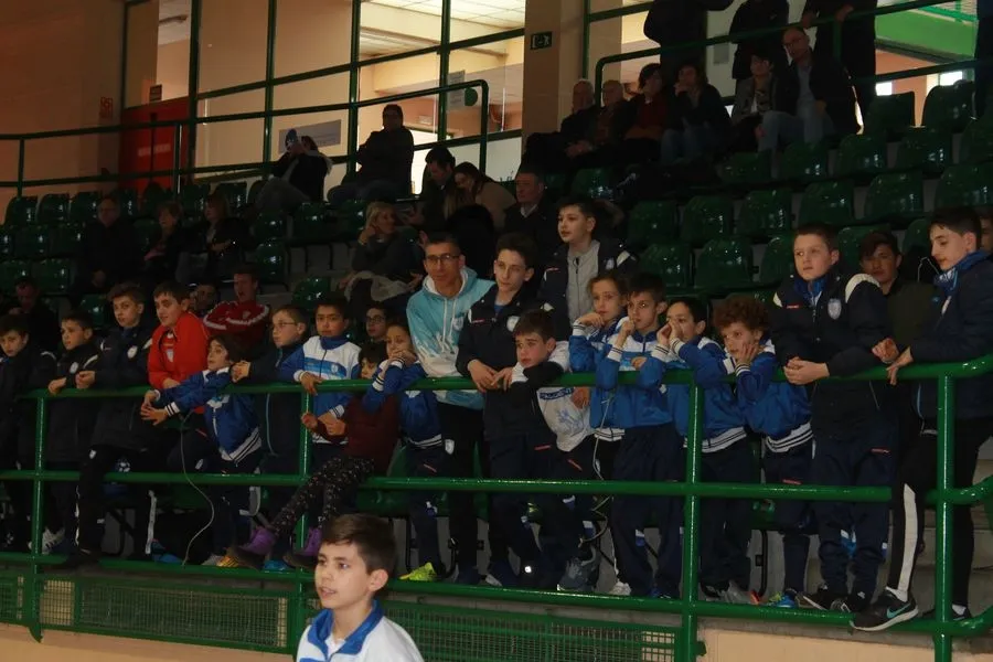 Foto 5 - Lo jugadores de f&uacute;tbol sala regresan a casa tras una jornada competitiva de tres d&iacute;as  
