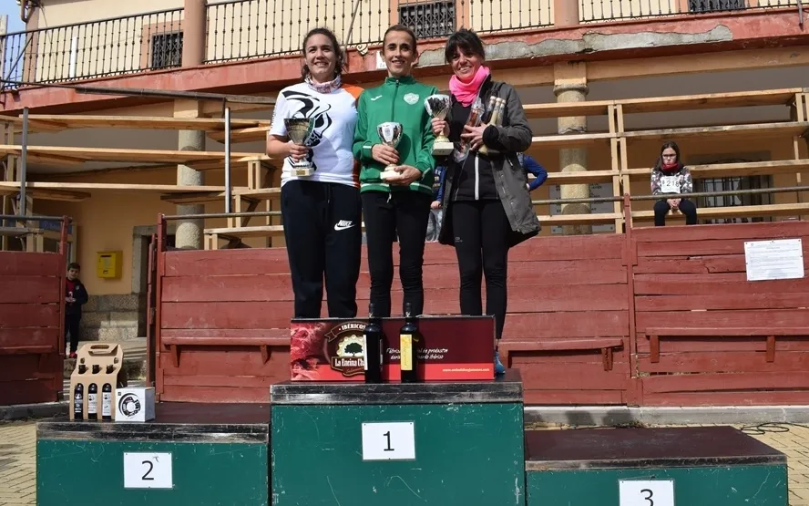 Foto 10 - Diego Pascual y Teresa Bernardo se adjudican la I Carrera del Campo de Arga&ntilde;&aacute;n  