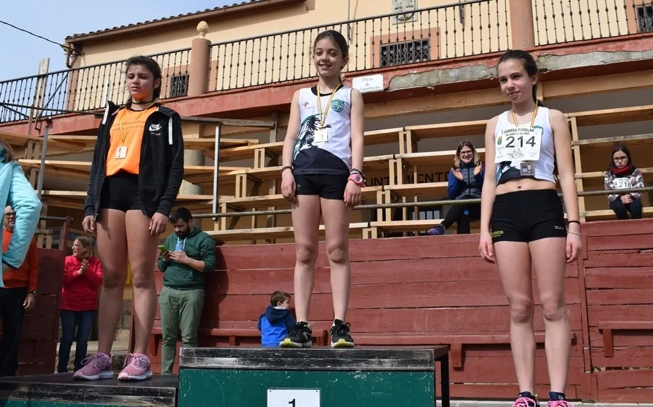 Foto 6 - Diego Pascual y Teresa Bernardo se adjudican la I Carrera del Campo de Arga&ntilde;&aacute;n  