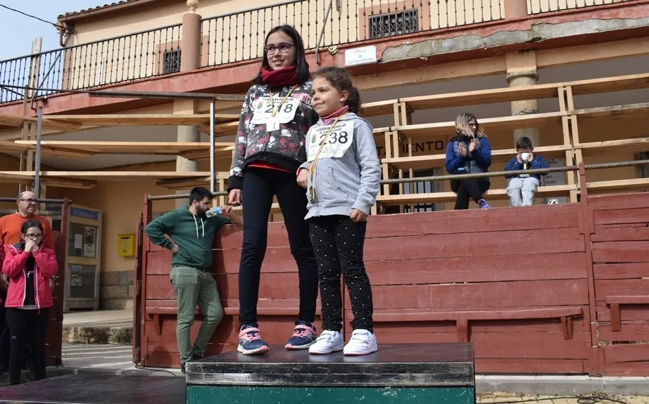Foto 3 - Diego Pascual y Teresa Bernardo se adjudican la I Carrera del Campo de Arga&ntilde;&aacute;n  