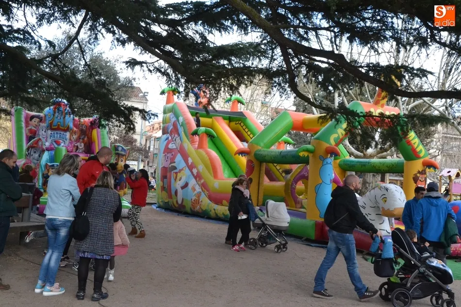 Foto 3 - &Uacute;ltima jornada de diversi&oacute;n extra en La Glorieta  