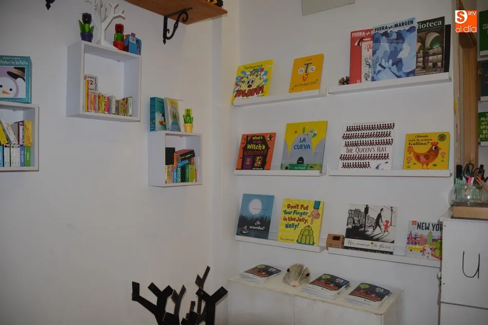 Foto 2 - Unpuntocurioso, promoviendo la lectura y la creatividad entre los m&aacute;s peque&ntilde;os