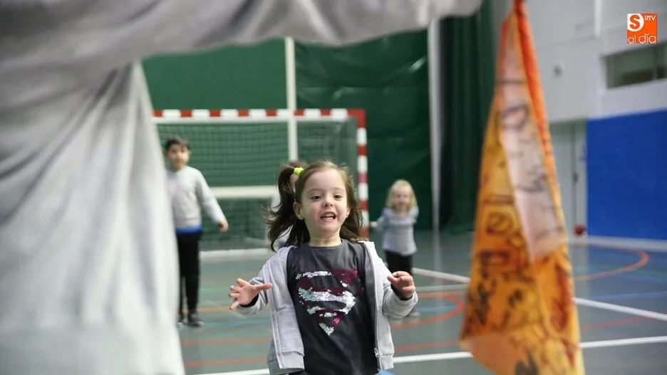 Niños en el inicio de Aldeacampus / Foto: Alberto Martín