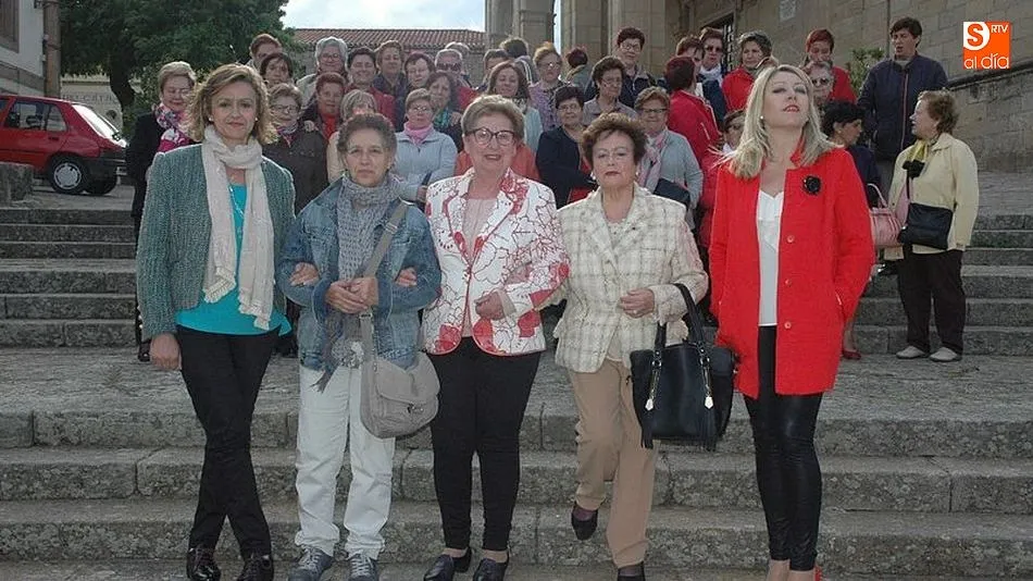 Las integrantes de la Asociación de Mujeres Villa de Lumbrales promueven distintas actividades culturales a lo largo del año