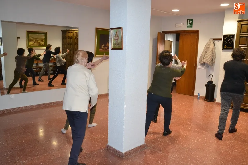 Foto 2 - El Centro de Mayores da inicio a su curso de taich&iacute;  